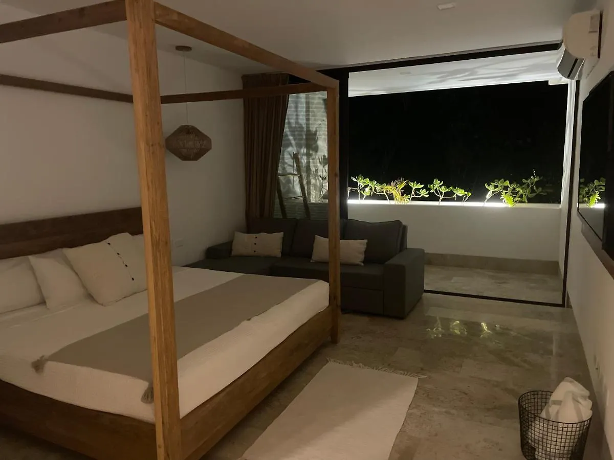 Omara Condo Tulum 0*,